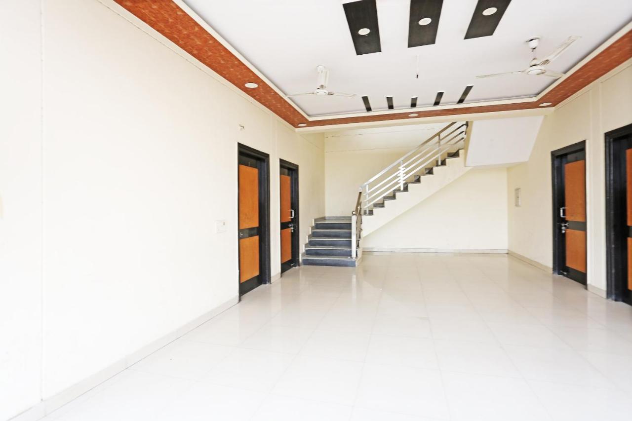 מלון Alīgarh Oyo 40446 Yas Residency מראה חיצוני תמונה