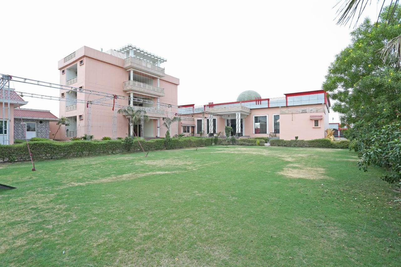 מלון Alīgarh Oyo 40446 Yas Residency מראה חיצוני תמונה