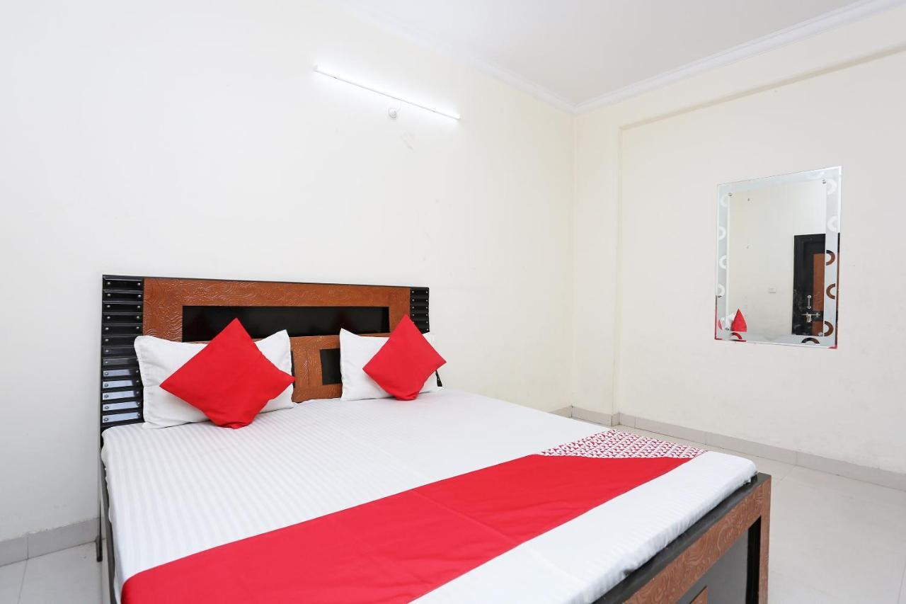 מלון Alīgarh Oyo 40446 Yas Residency מראה חיצוני תמונה