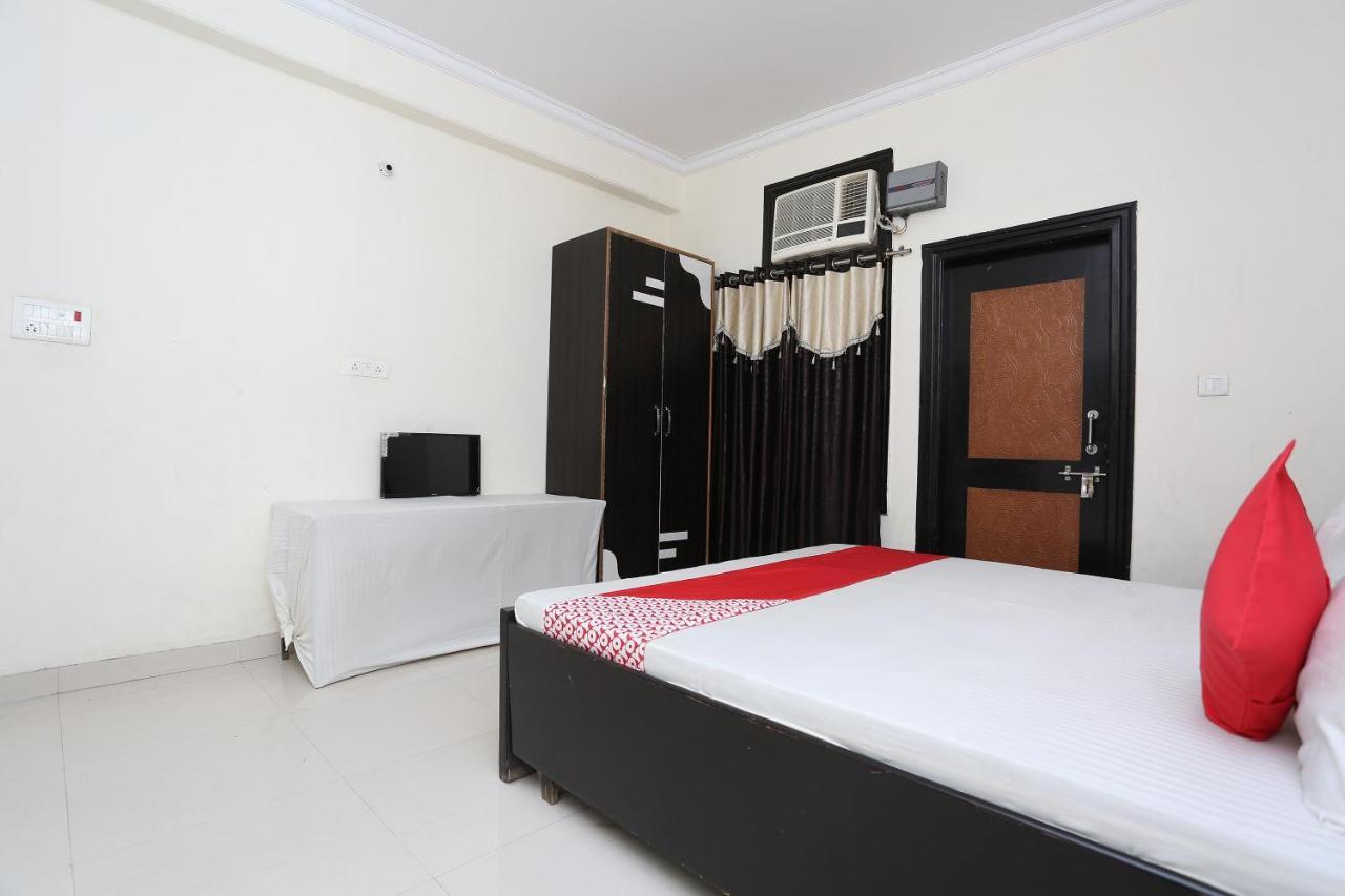 מלון Alīgarh Oyo 40446 Yas Residency מראה חיצוני תמונה